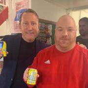 Arsenal legend Ray Parlour visits Islington Boxing Club