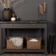 Dark colours in the minimaluxe trend provide a cocooning effect